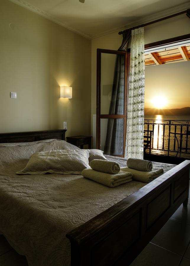Saga Pension Githio Exterior foto